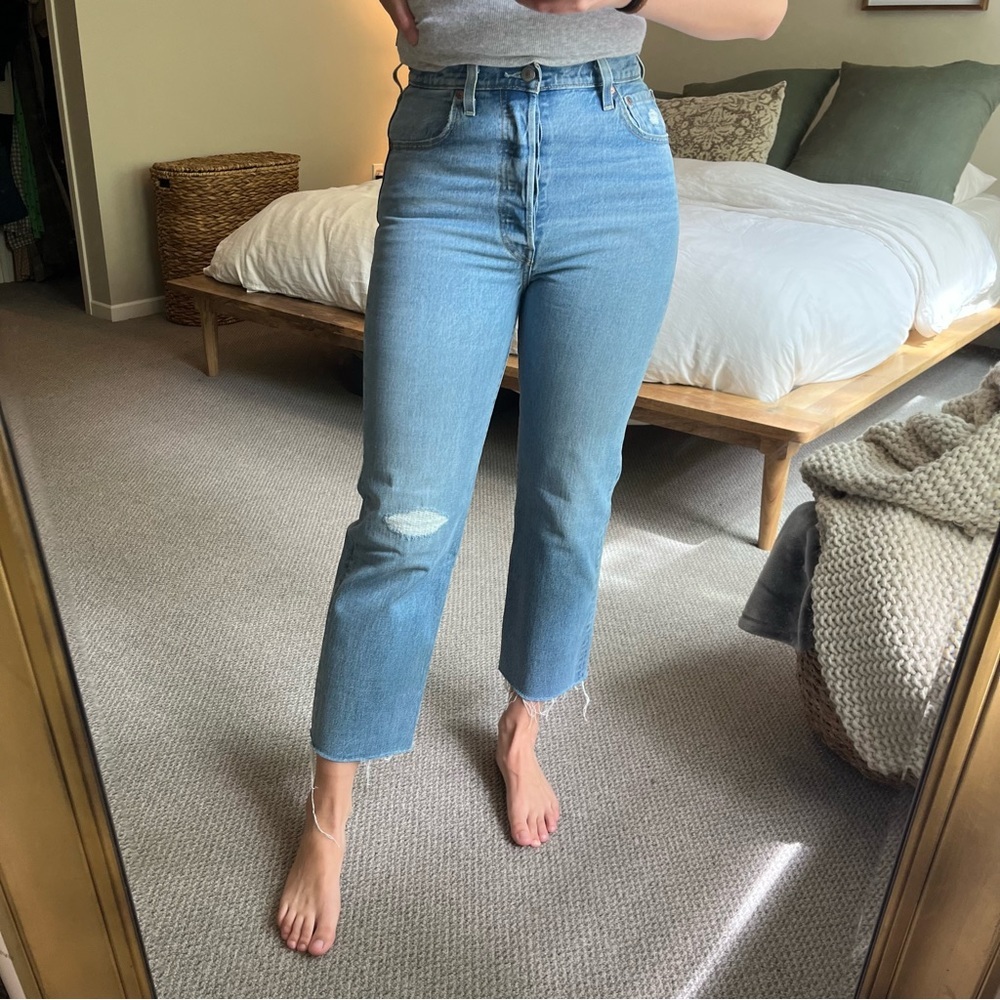 NWOT Levi’s Ribcage Straight Jeans, 26